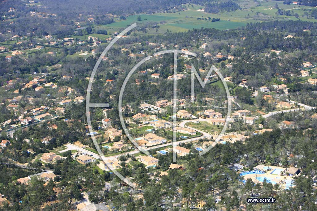 Photo arienne de Nans les Pins