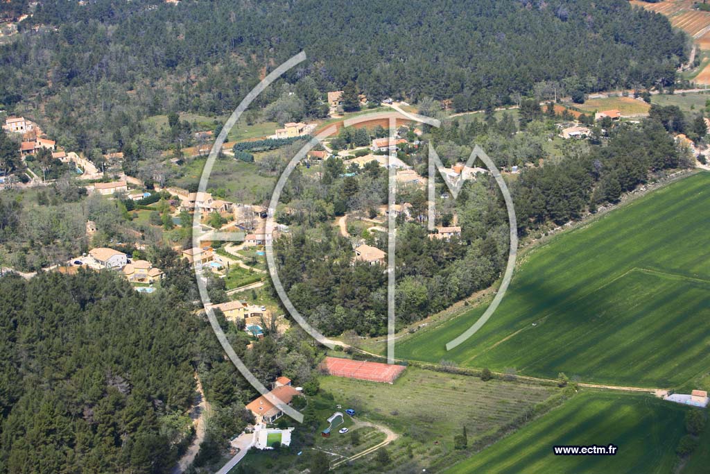 Photo arienne de Nans les Pins
