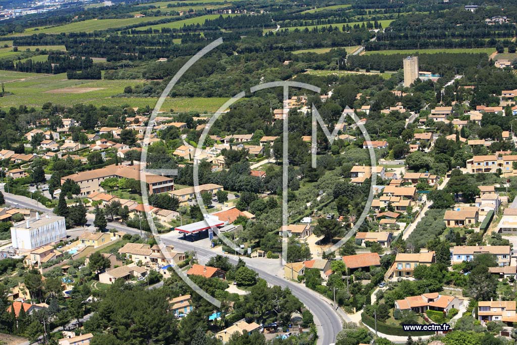 Photo arienne de Chateauneuf de Gadagne