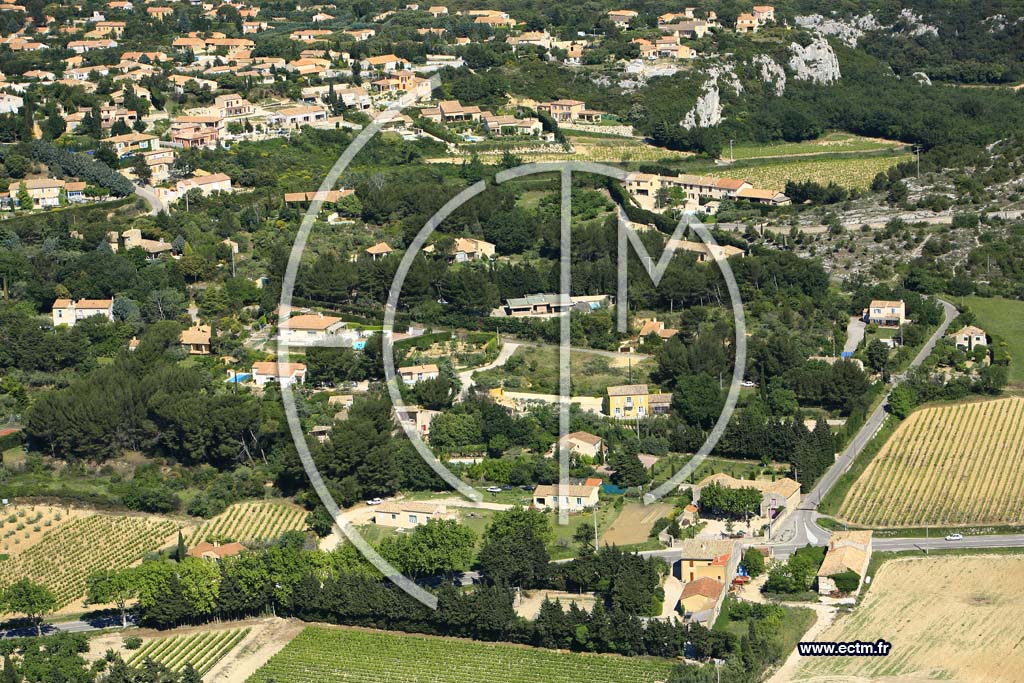Photo arienne de Rochefort du Gard