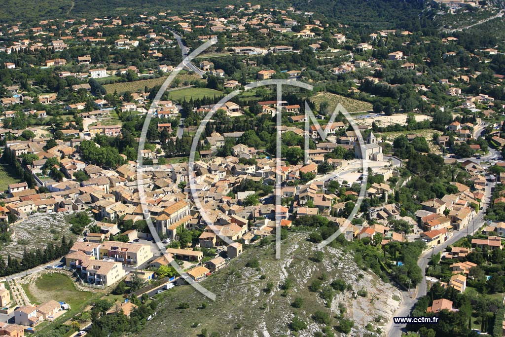 Photo arienne de Rochefort du Gard