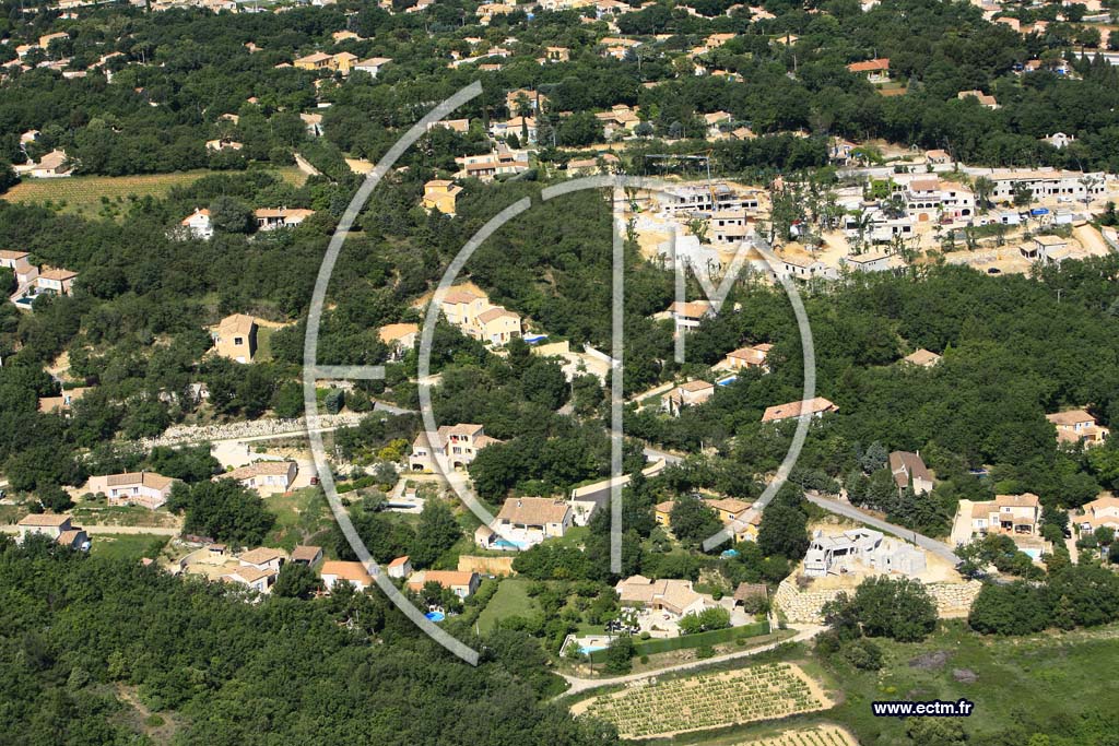 Photo arienne de Rochefort du Gard