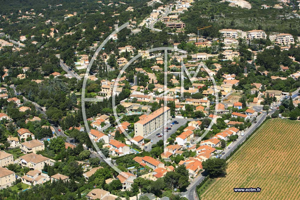 Photo arienne de Villeneuve les Avignon