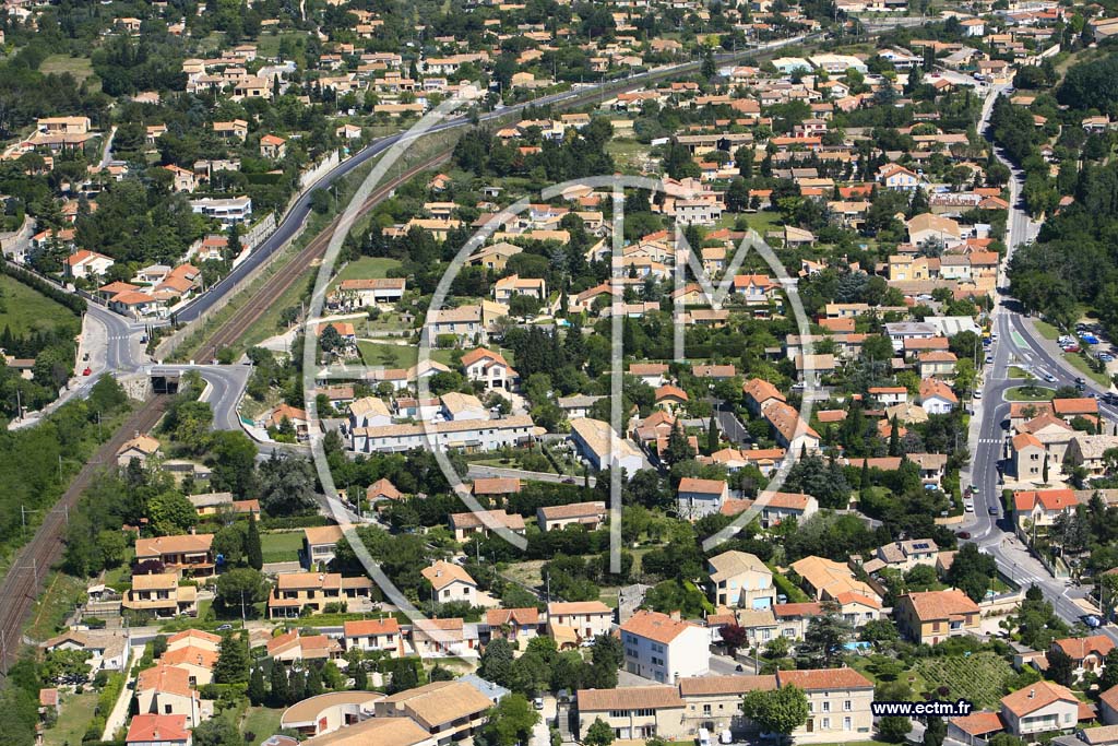 Photo arienne de Villeneuve les Avignon