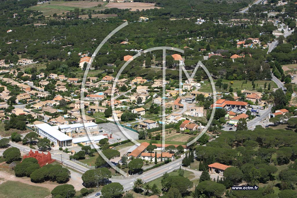 Photo arienne de Frejus - quartier Robert