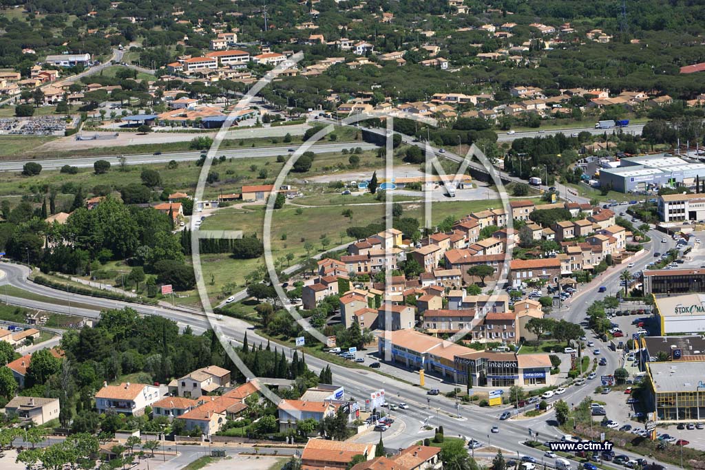 Photo arienne de Puget sur Argens