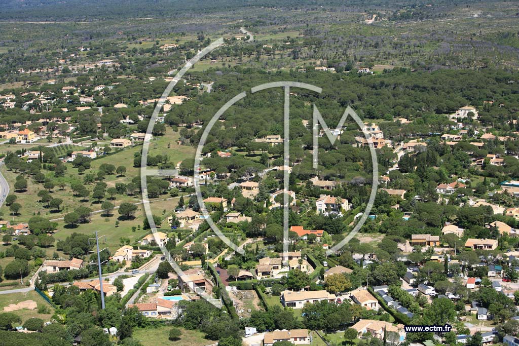 Photo arienne de Puget sur Argens