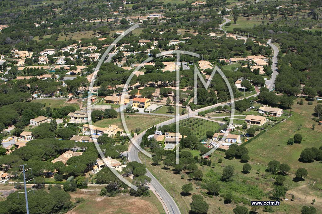 Photo arienne de Puget sur Argens