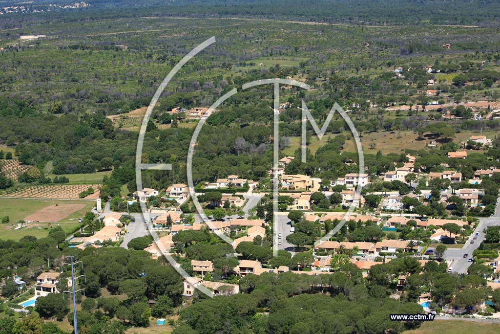 Photo arienne de Puget sur Argens