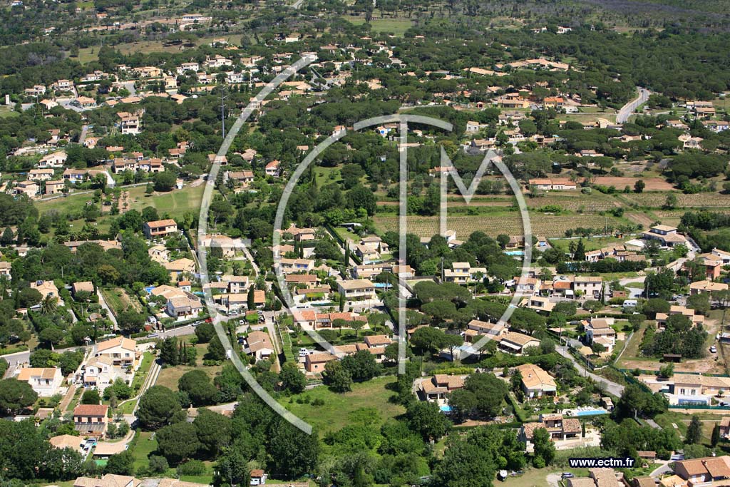 Photo arienne de Puget sur Argens