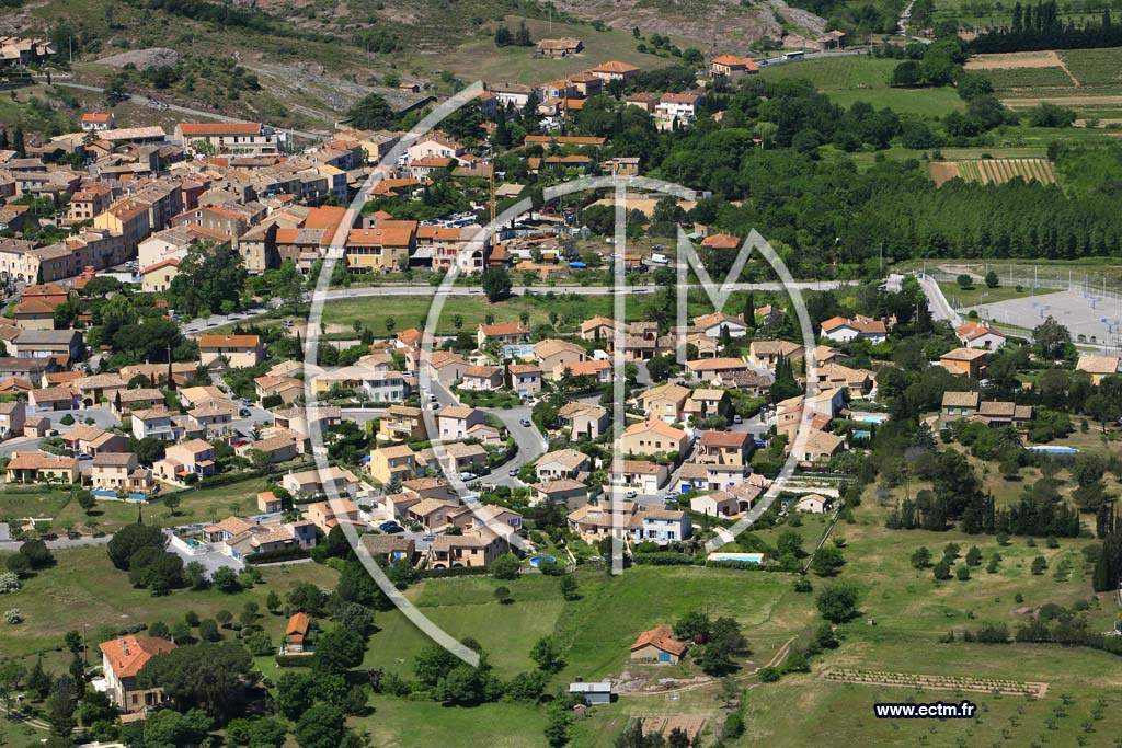 Photo arienne de Roquebrune sur Argens