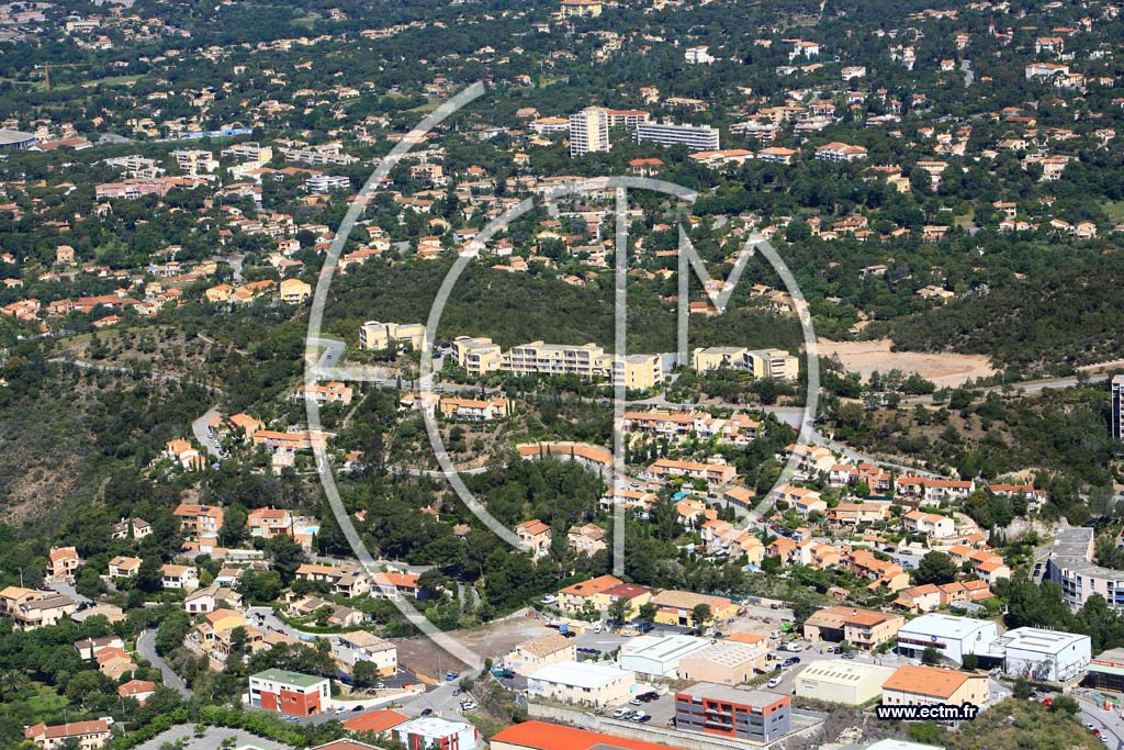Photo arienne de Saint Raphael