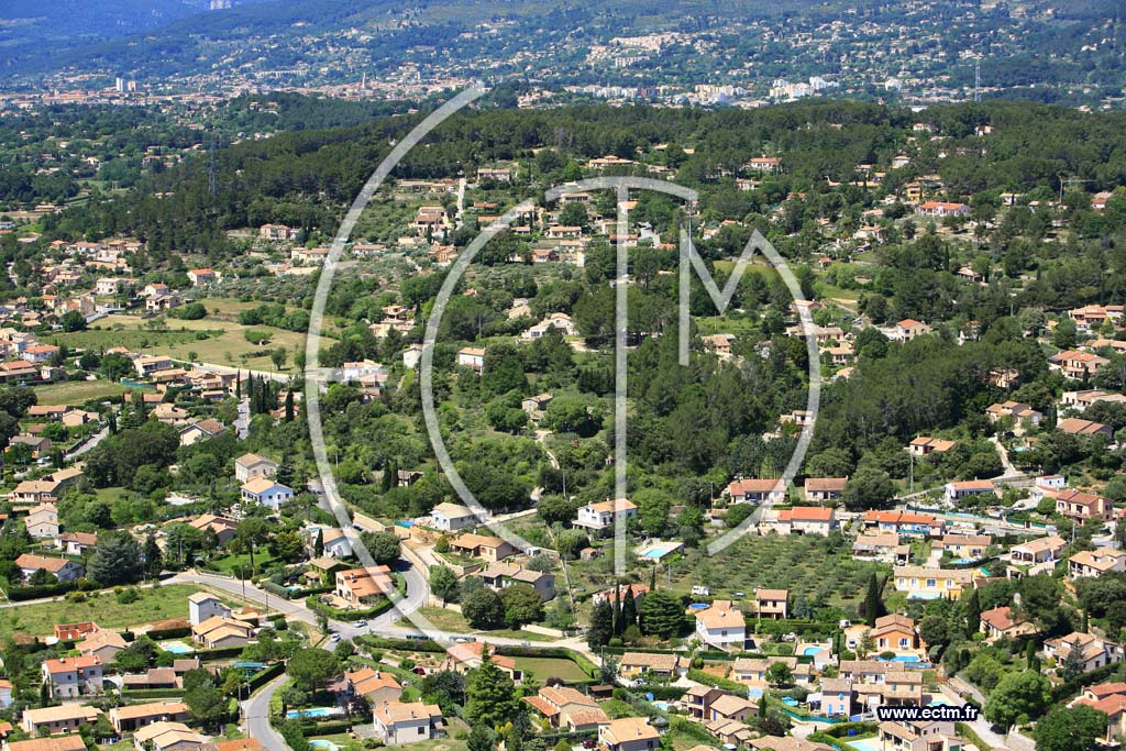 Photo arienne de Trans en Provence