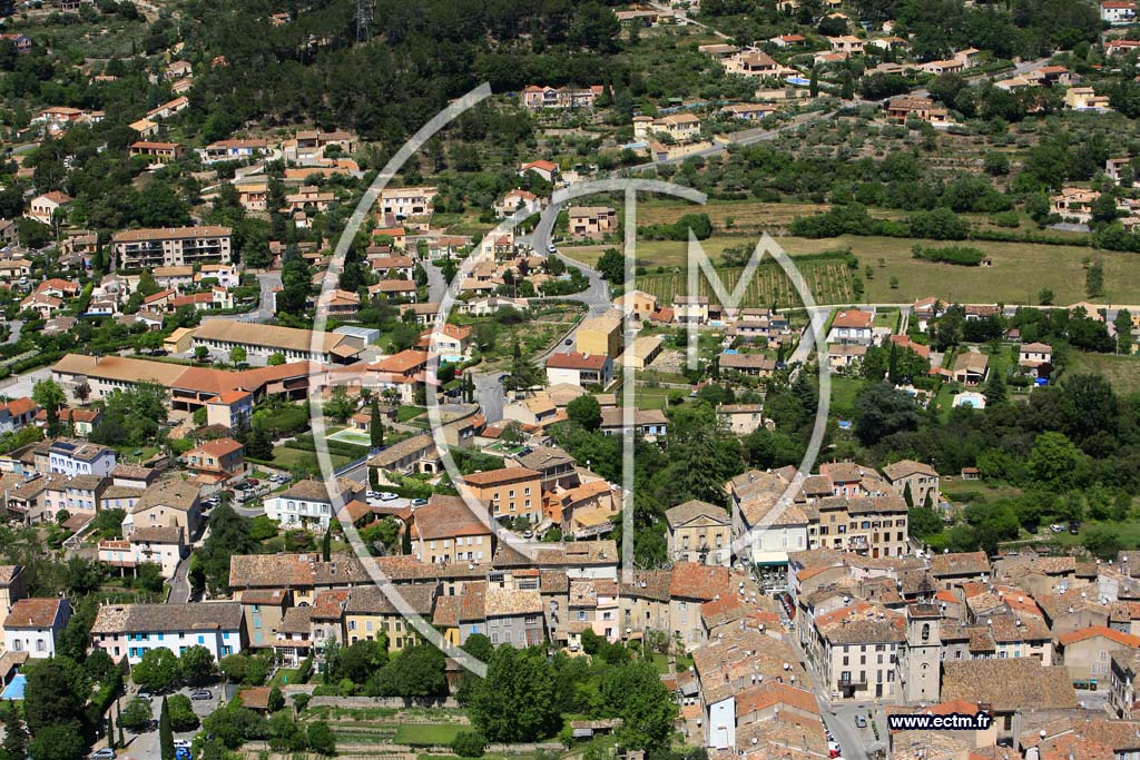 Photo arienne de Trans en Provence