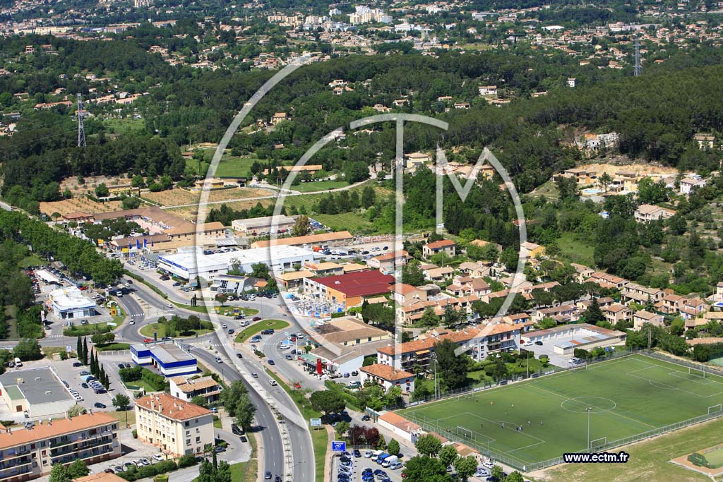 Photo arienne de Trans en Provence