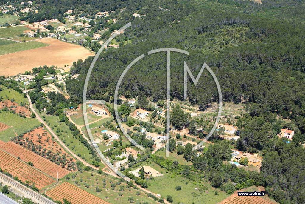 Photo arienne de Le Cannet des Maures