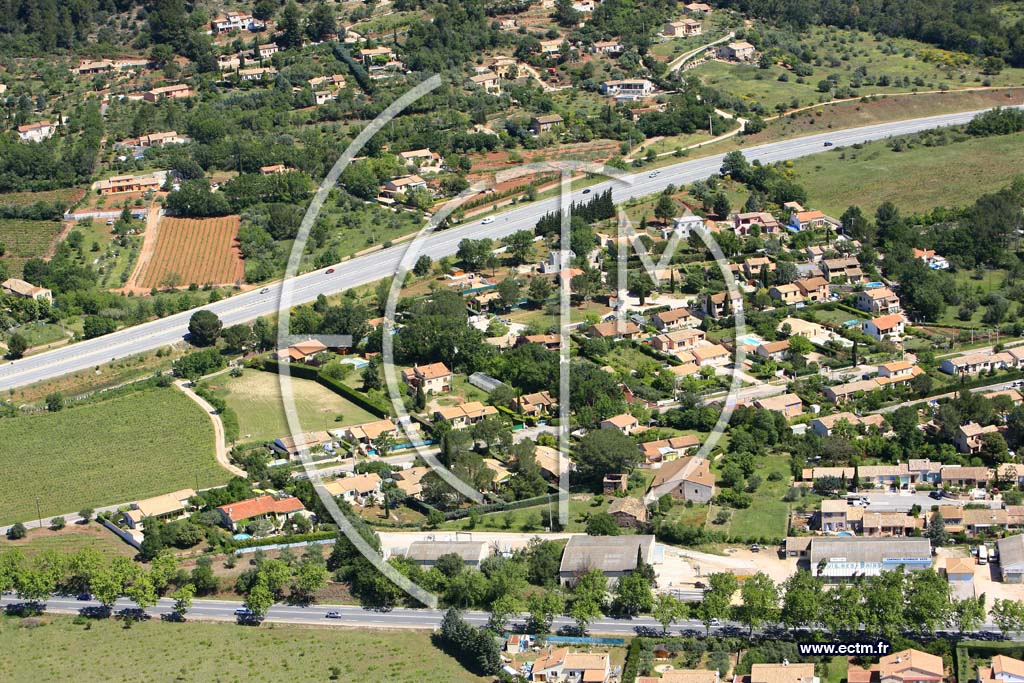 Photo arienne de Le Cannet des Maures