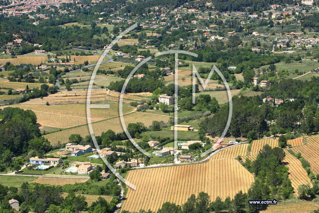 Photo arienne de Cotignac