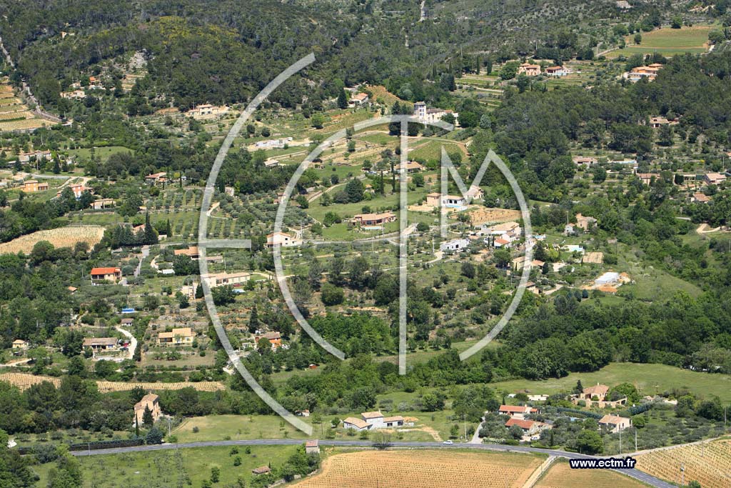 Photo arienne de Cotignac