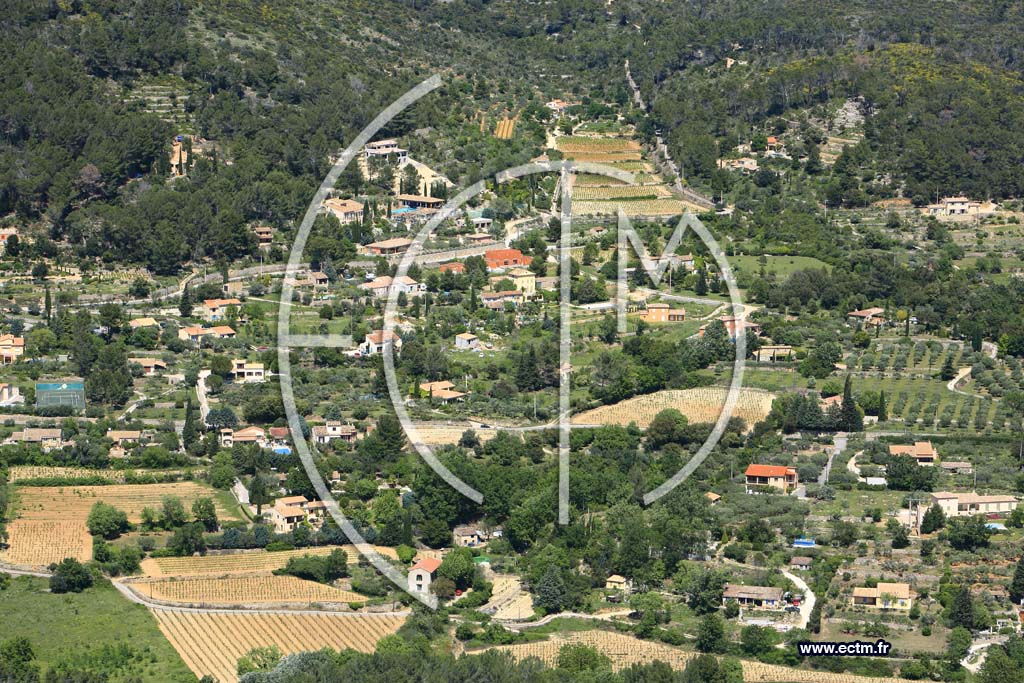 Photo arienne de Cotignac