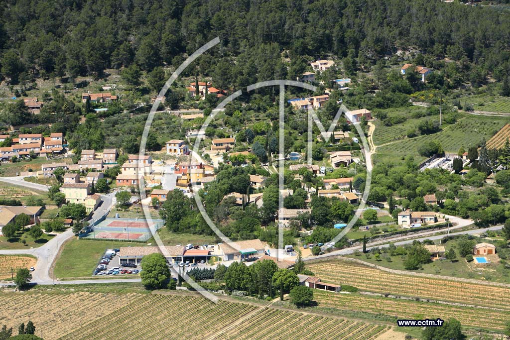 Photo arienne de Montfort sur Argens