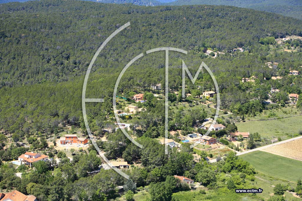 Photo arienne de Saint Antonin du Var