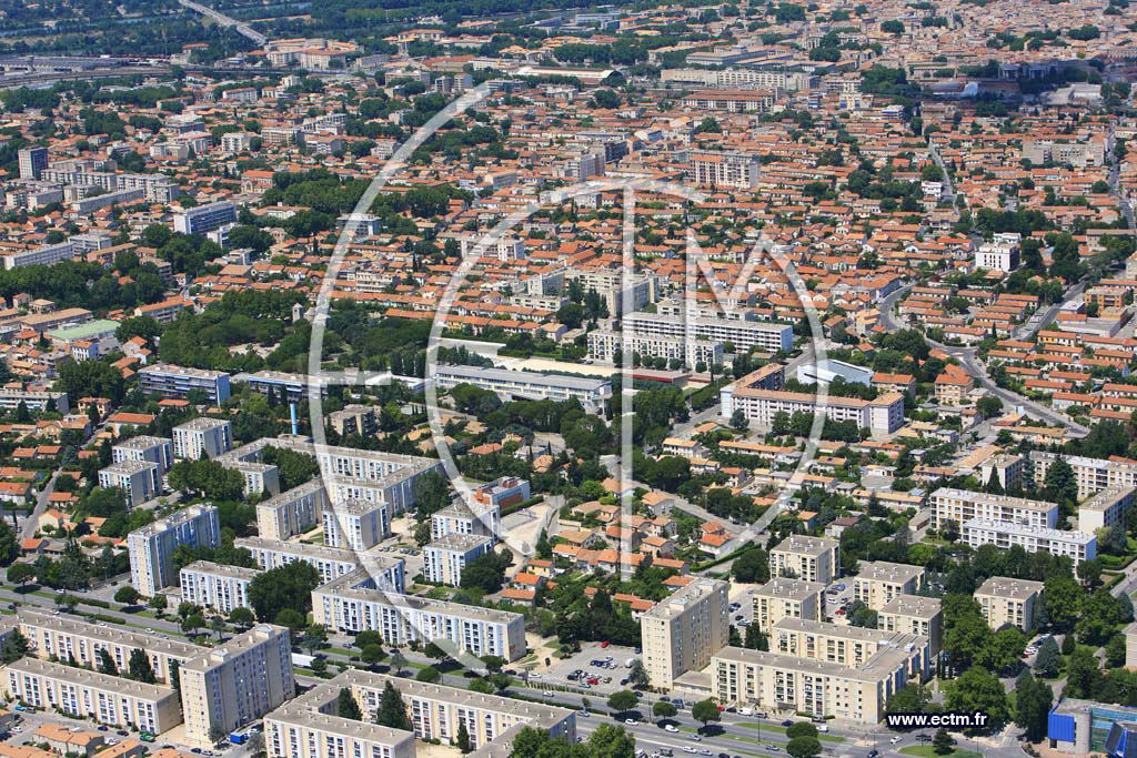 Photo arienne de Avignon - st Ruf