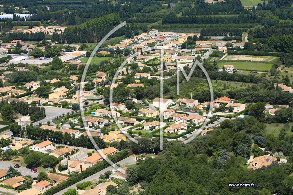 Photo arienne de Plan d Orgon