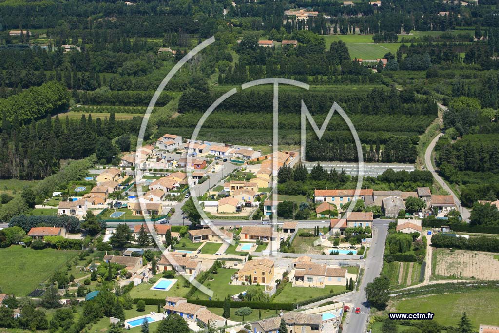 Photo arienne de Plan d Orgon