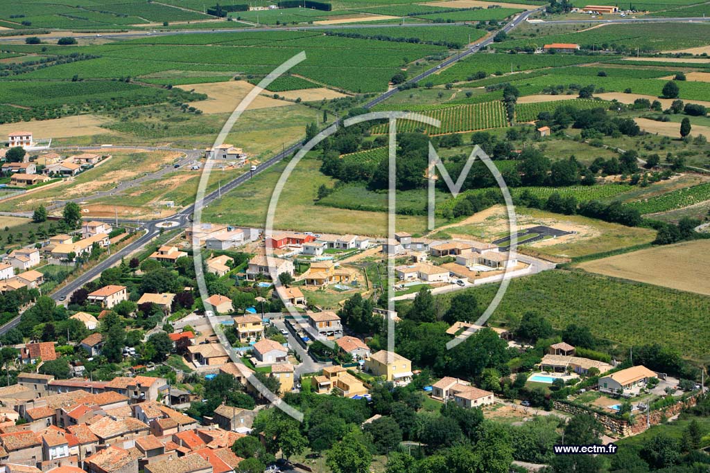 Photo arienne de Ceyras