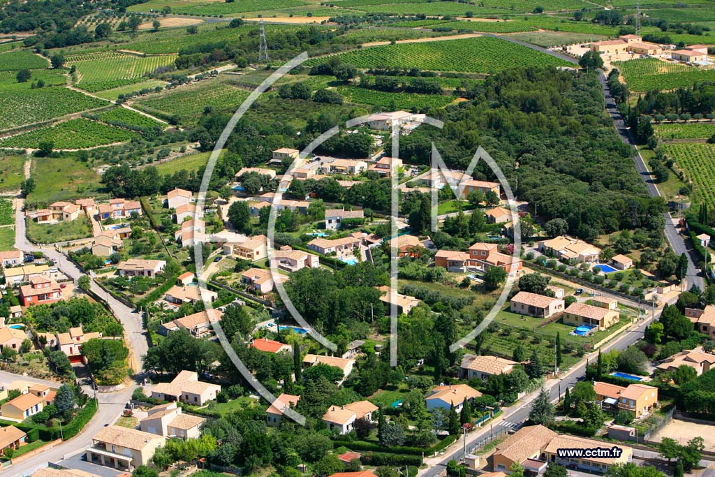 Photo arienne de Saint Felix de Lodez