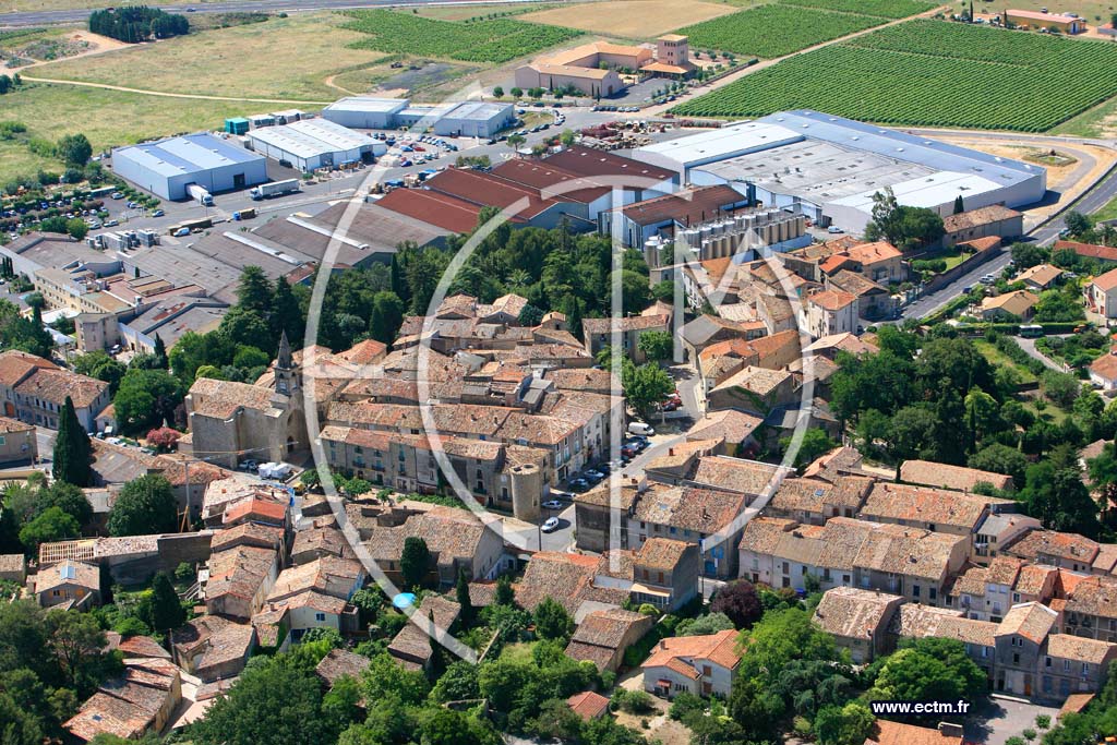 Photo arienne de Saint Felix de Lodez