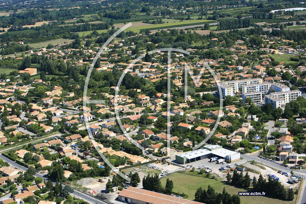 Photo arienne de L isle sur la Sorgue