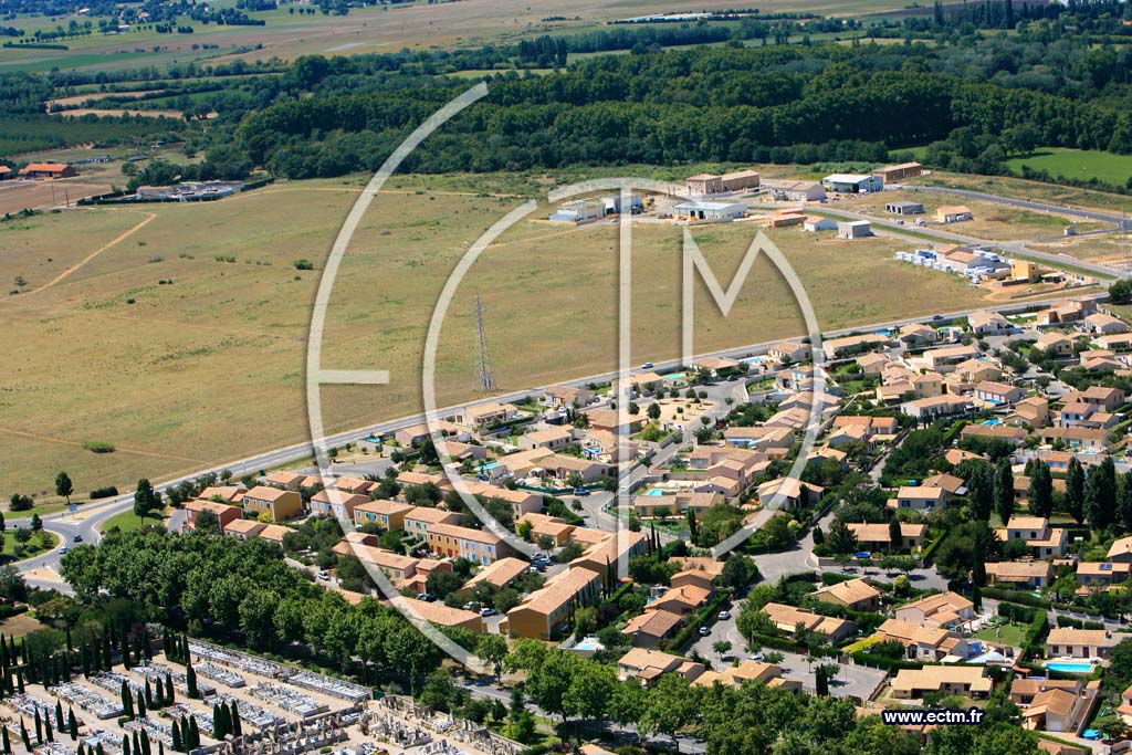 Photo arienne de Saint Martin de Crau