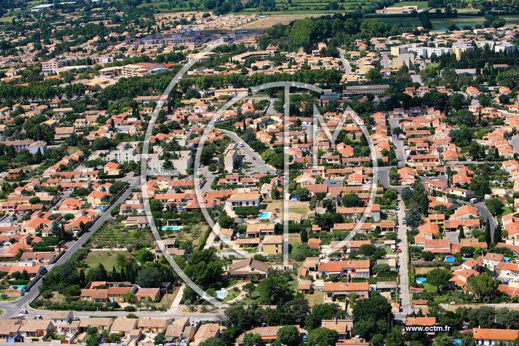 Photo arienne de Saint Martin de Crau