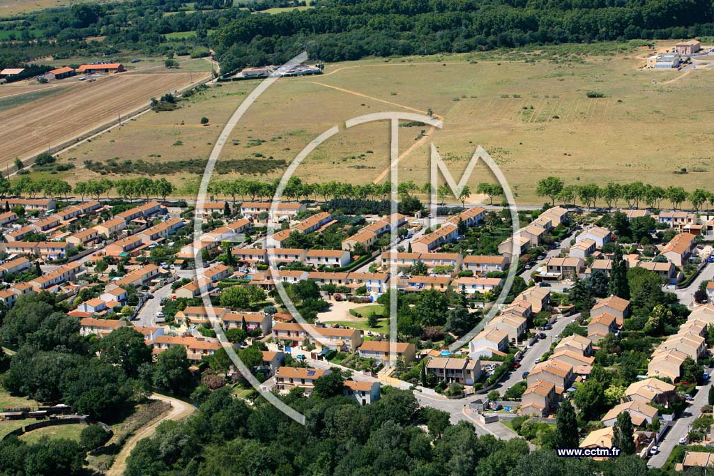 Photo arienne de Saint Martin de Crau