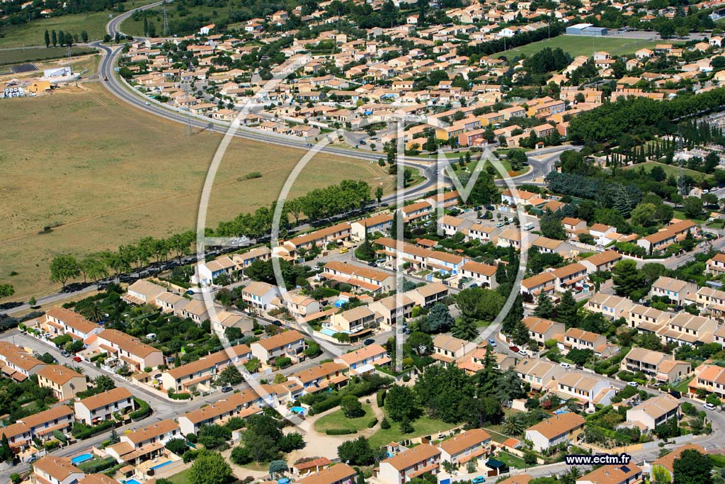 Photo arienne de Saint Martin de Crau