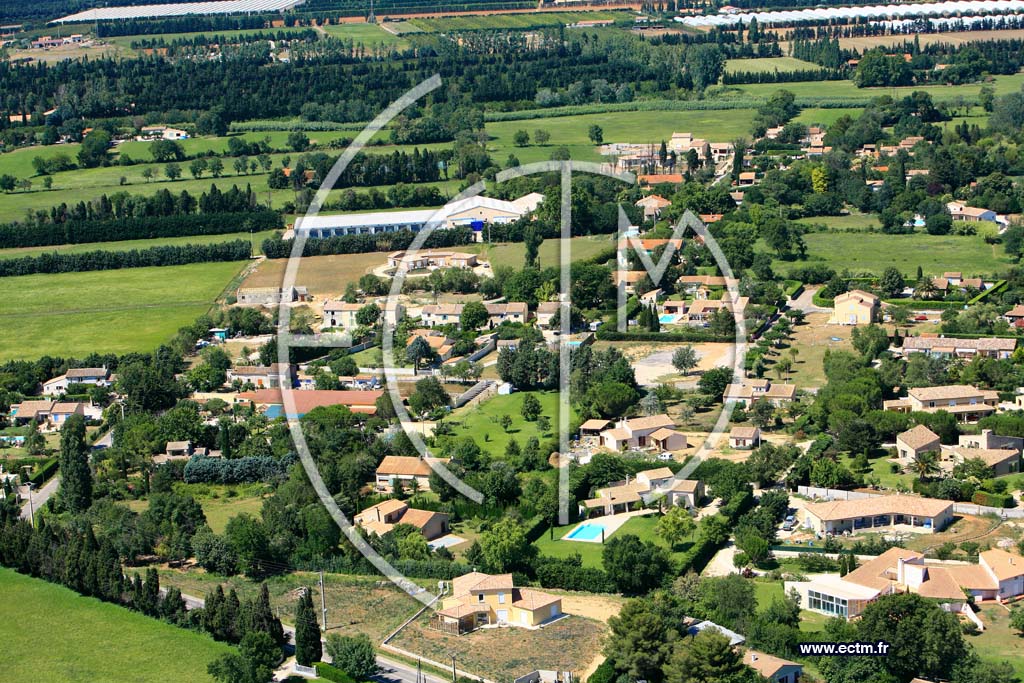 Photo arienne de Saint Martin de Crau - Caphan