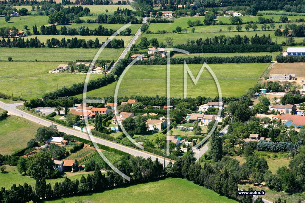 Photo arienne de Saint Martin de Crau - Caphan