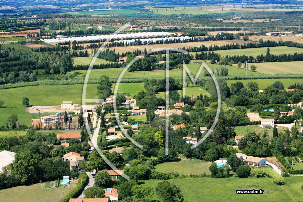 Photo arienne de Saint Martin de Crau - Caphan