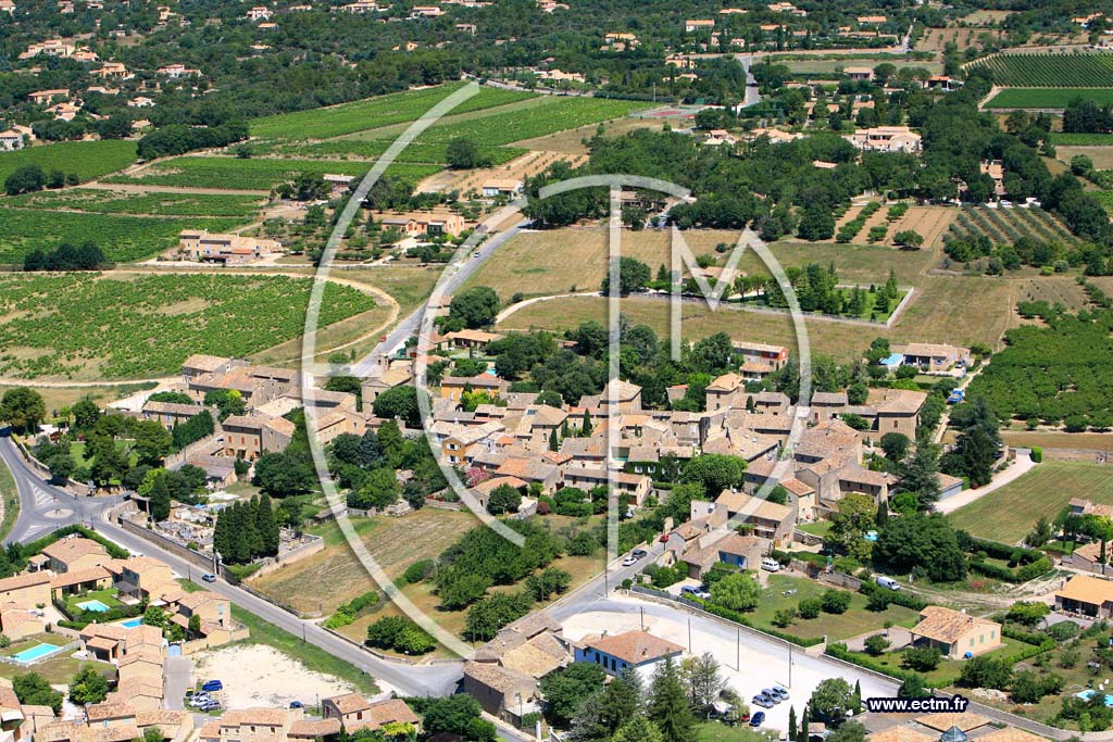 Photo arienne de Gordes - les Imberts