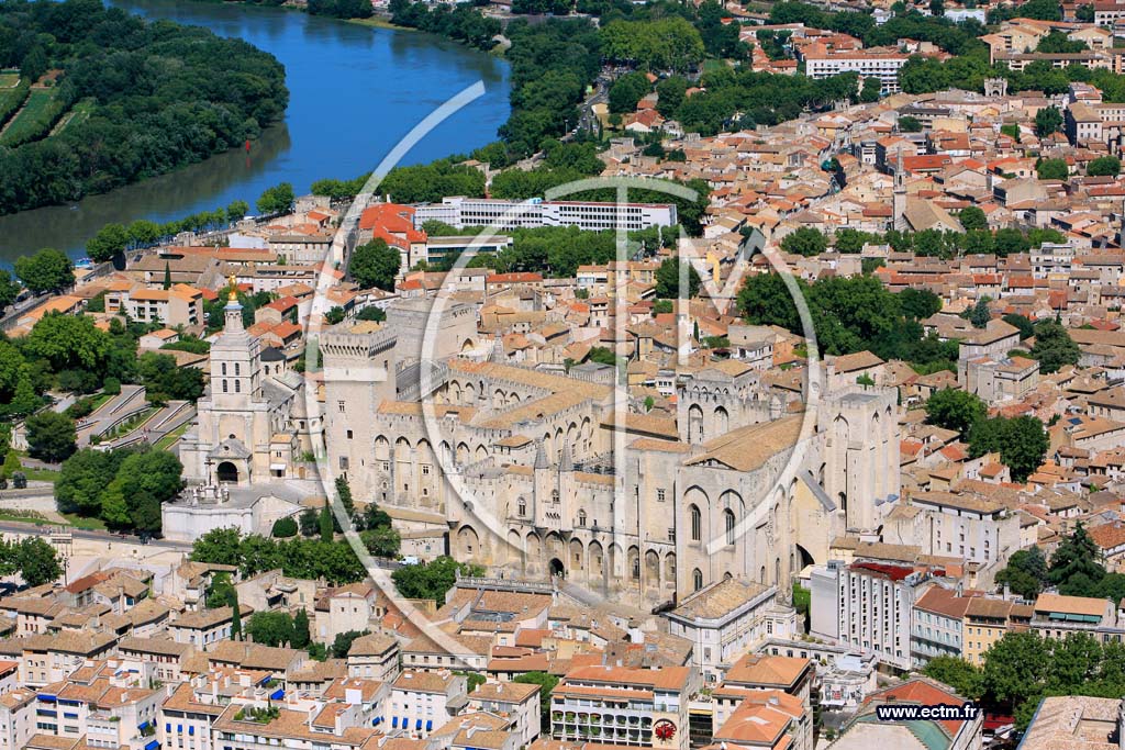 Photo arienne de Avignon (Palais des Papes)