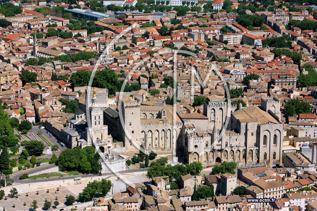 Photo arienne de Avignon (Palais des Papes)