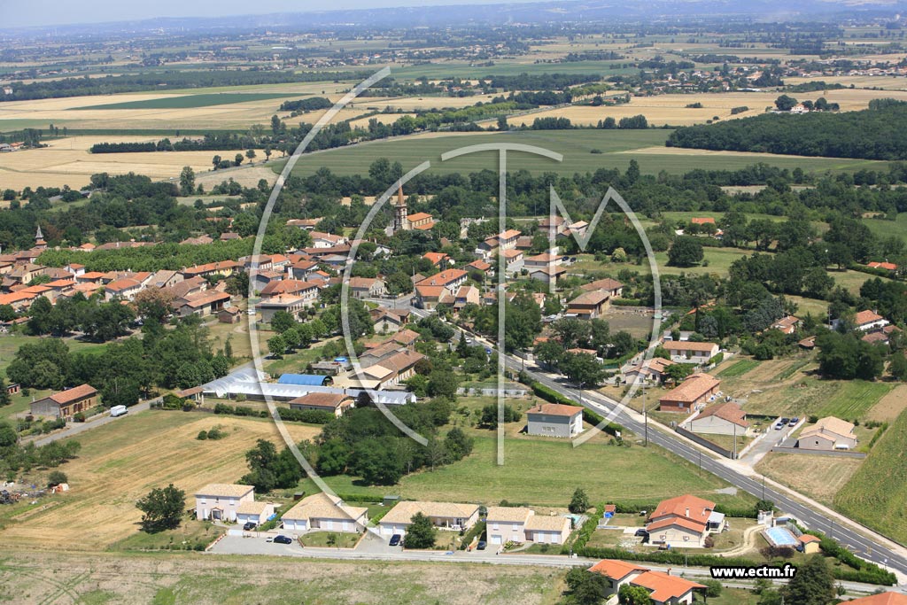 Photo arienne de Saint Clar de Riviere