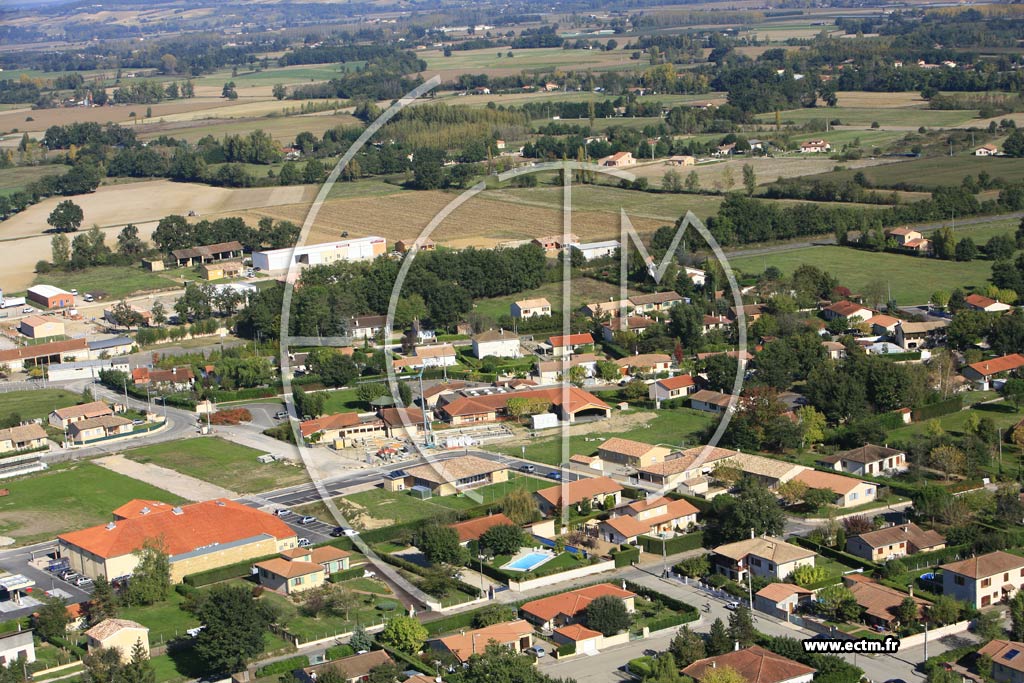 Photo arienne de Saint Etienne de Tulmont