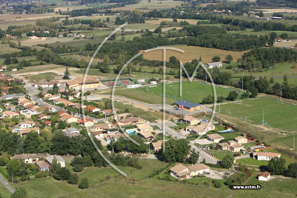 Photo arienne de Saint Etienne de Tulmont