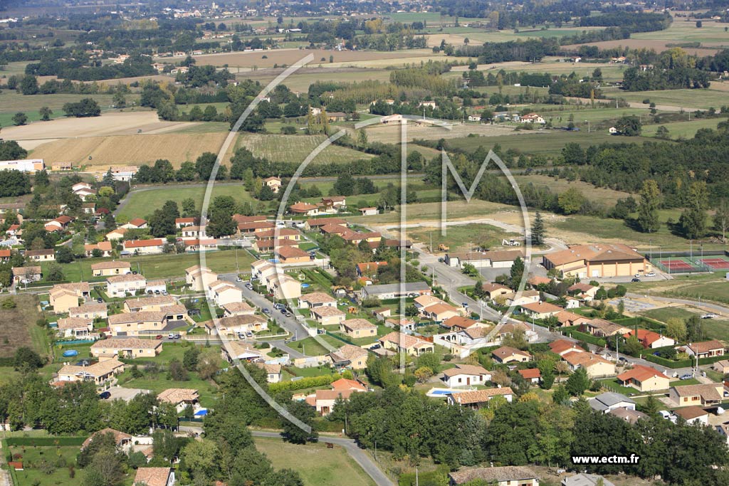 Photo arienne de Saint Etienne de Tulmont