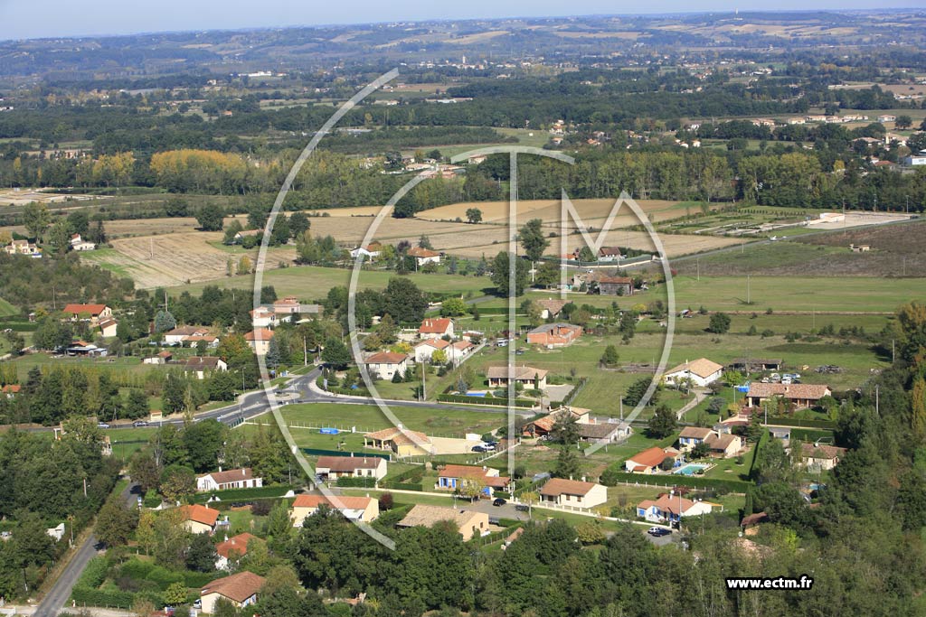 Photo arienne de Saint Etienne de Tulmont