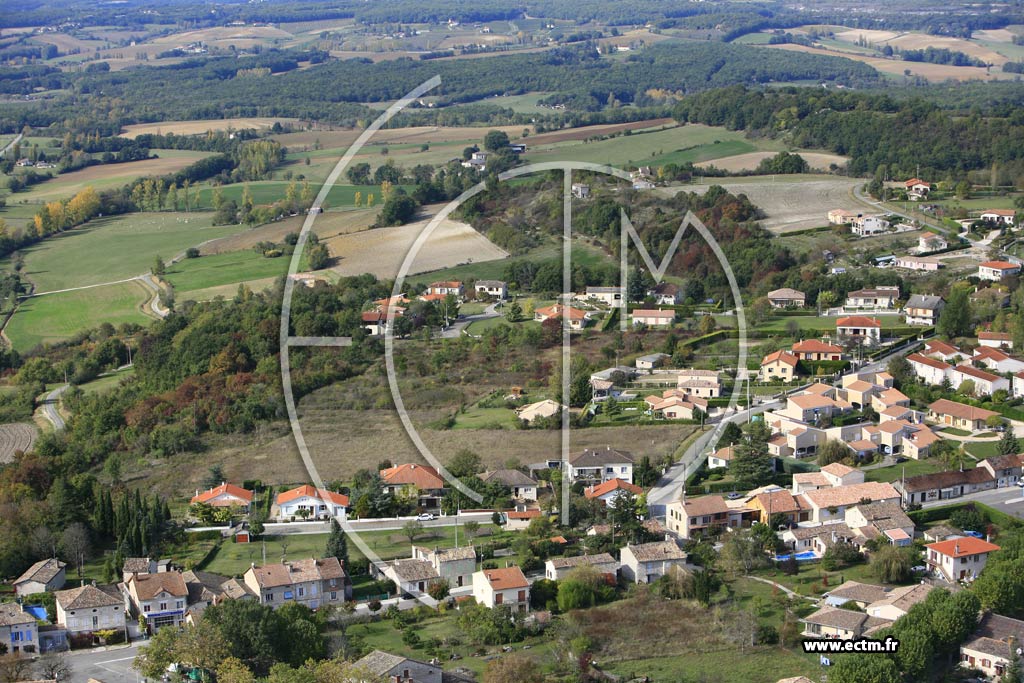 Photo arienne de Montpezat de Quercy
