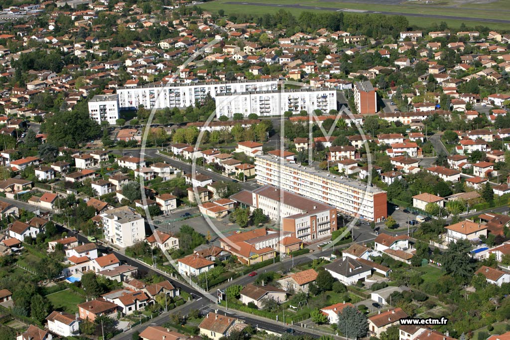 Photo arienne de Montauban  - les Cedres
